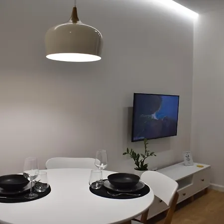 Tam Skanderbeg Square Center No3 *