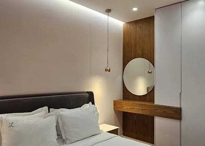 Tam Skanderbeg Square Center No3 Apartment *