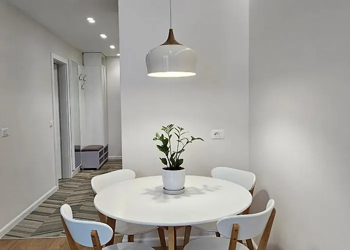 Apartment Tam Skanderbeg Square Center No3 *