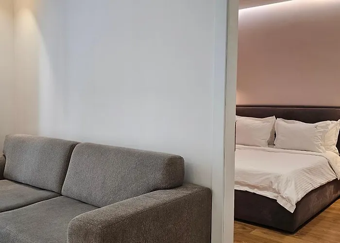 Tam Skanderbeg Square Center No3 Apartment *